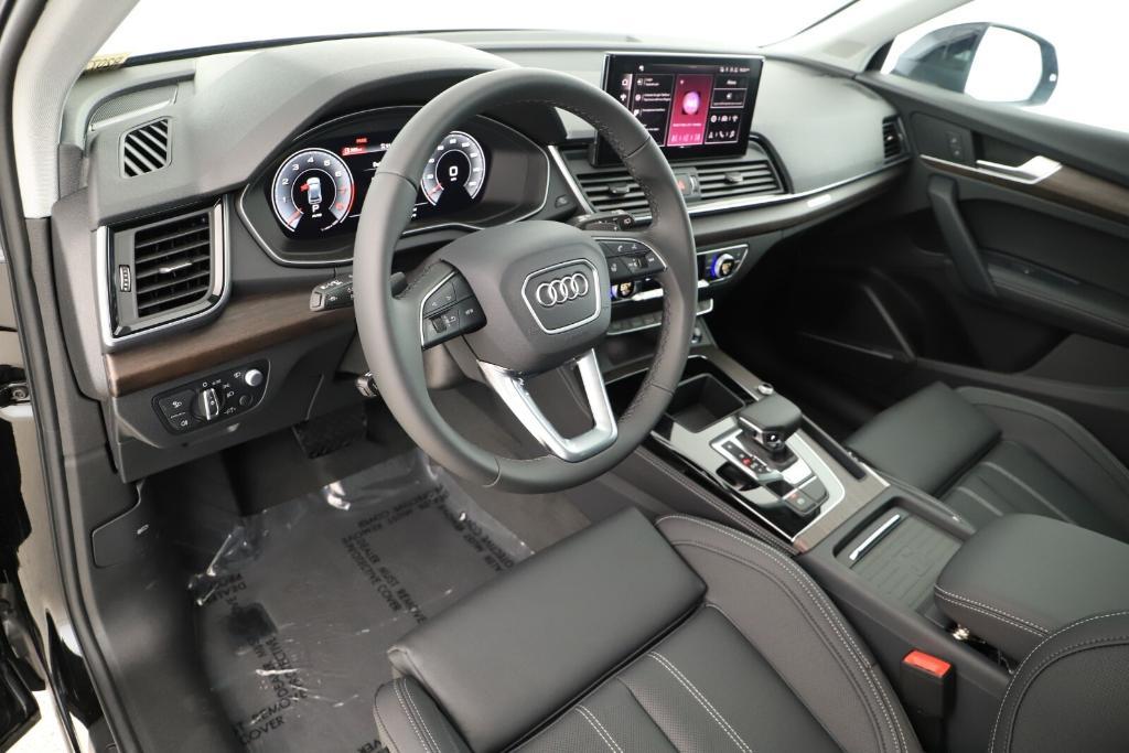 new 2024 Audi Q5 car, priced at $60,690