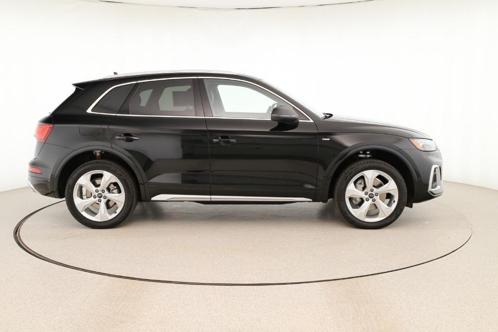 new 2024 Audi Q5 car, priced at $60,690