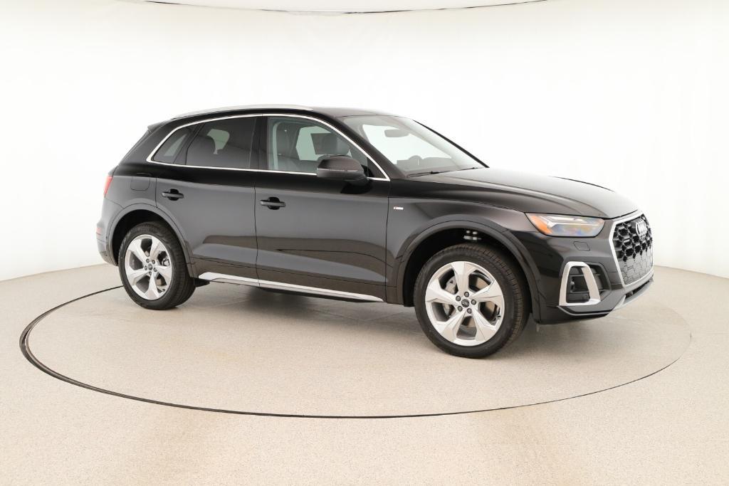 new 2024 Audi Q5 car, priced at $60,690