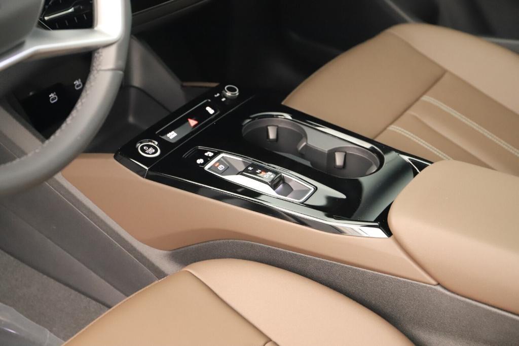 new 2025 Audi Q6 e-tron car, priced at $76,390