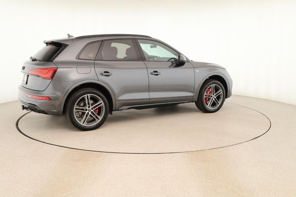 new 2025 Audi Q5 car, priced at $69,385