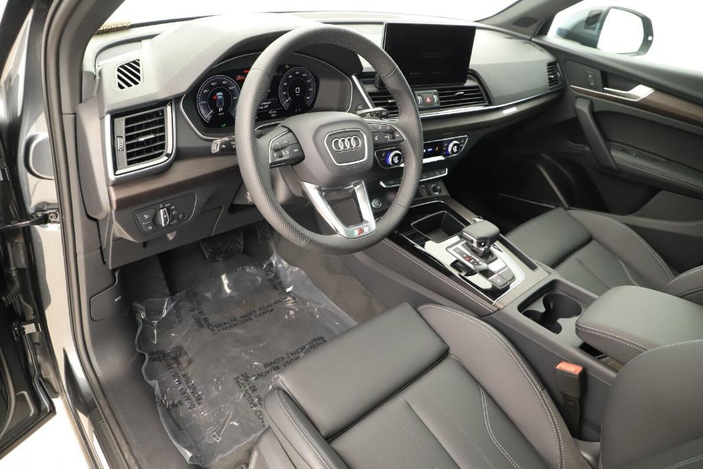 new 2025 Audi Q5 car, priced at $69,385