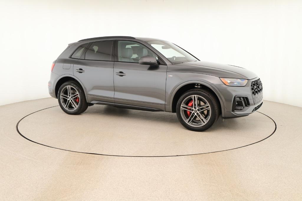 new 2025 Audi Q5 car, priced at $69,385