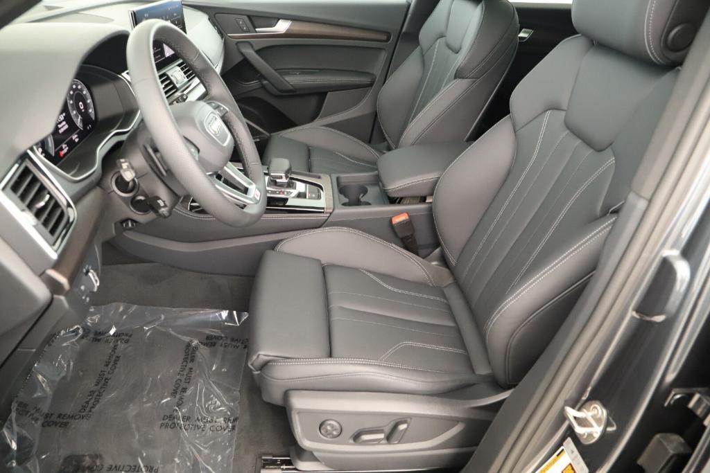 new 2025 Audi Q5 car, priced at $69,385