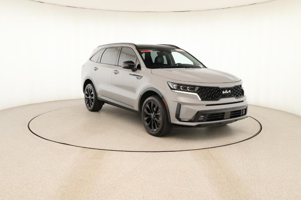 used 2022 Kia Sorento car, priced at $25,988