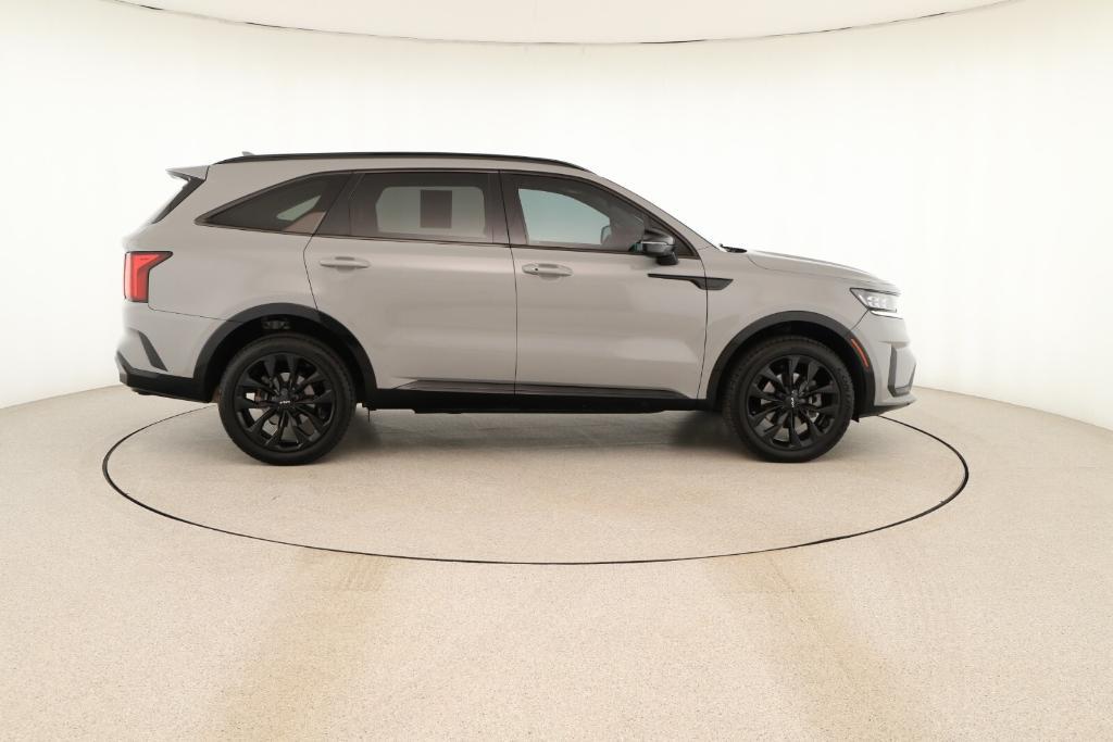 used 2022 Kia Sorento car, priced at $23,988