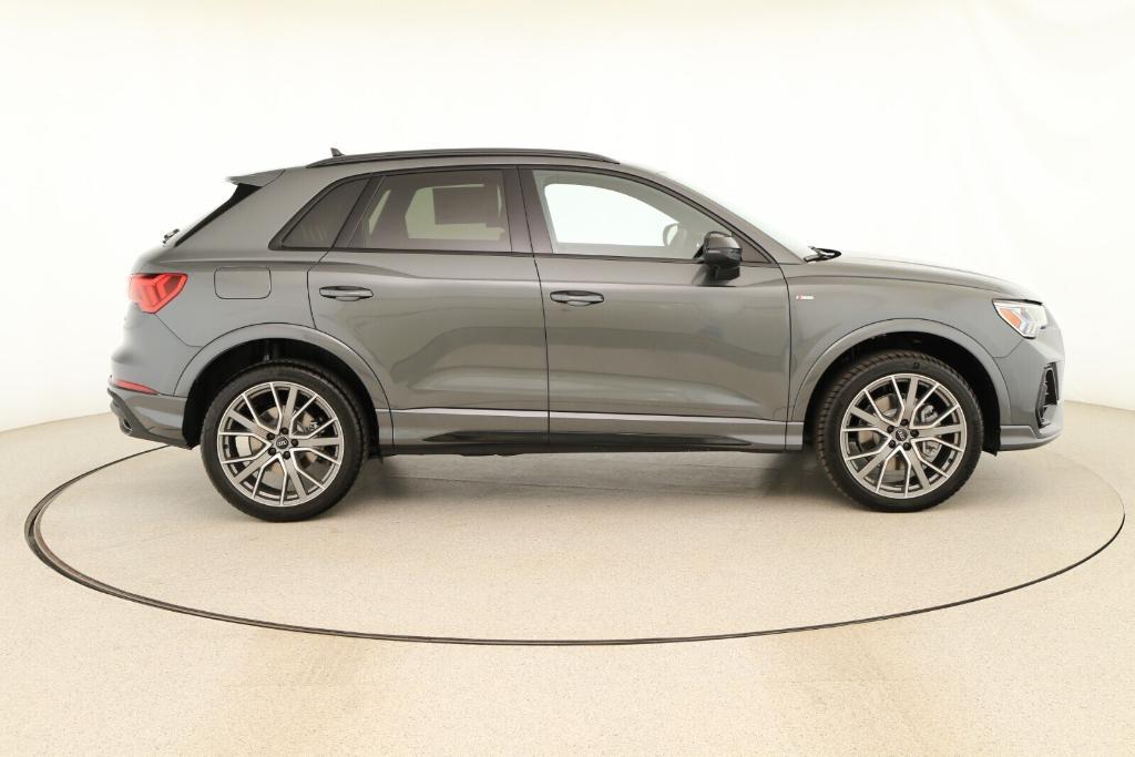 new 2025 Audi Q3 car, priced at $47,675