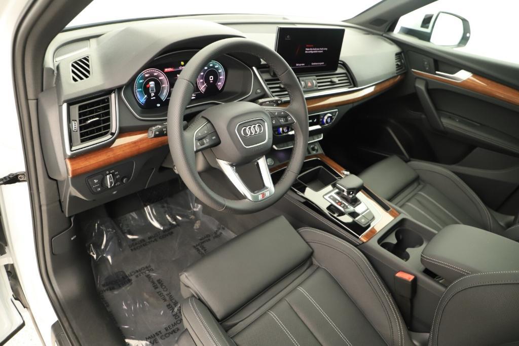 new 2024 Audi Q5 e car, priced at $68,240