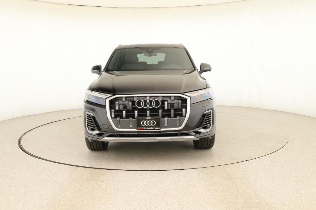 new 2025 Audi Q7 car, priced at $75,510