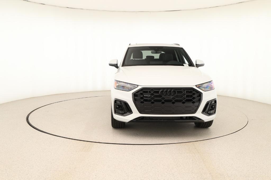 new 2025 Audi Q5 car, priced at $69,160