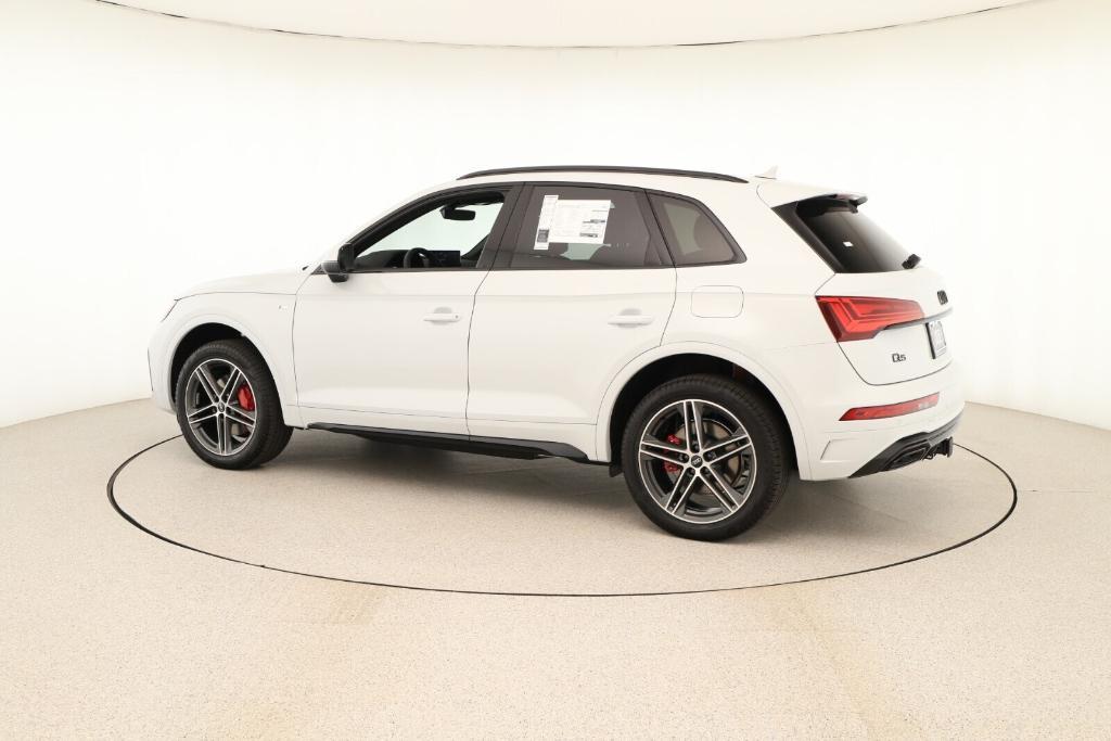 new 2025 Audi Q5 car, priced at $69,160