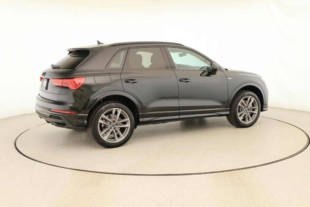 new 2025 Audi Q3 car, priced at $45,975