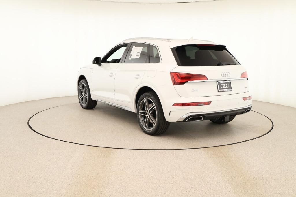 new 2025 Audi Q5 car, priced at $63,615