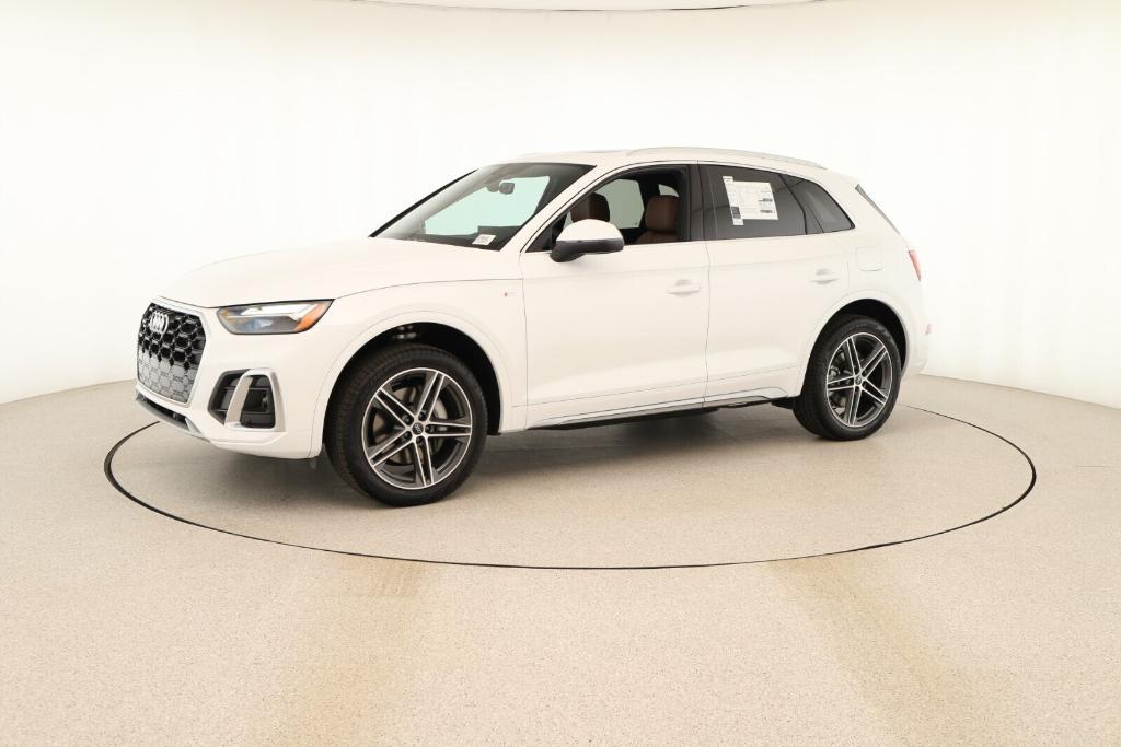 new 2025 Audi Q5 car, priced at $63,615