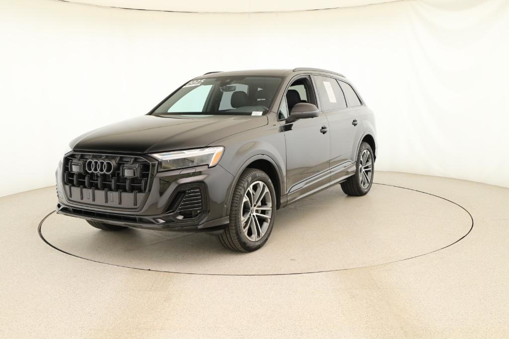 used 2025 Audi Q7 car, priced at $56,488