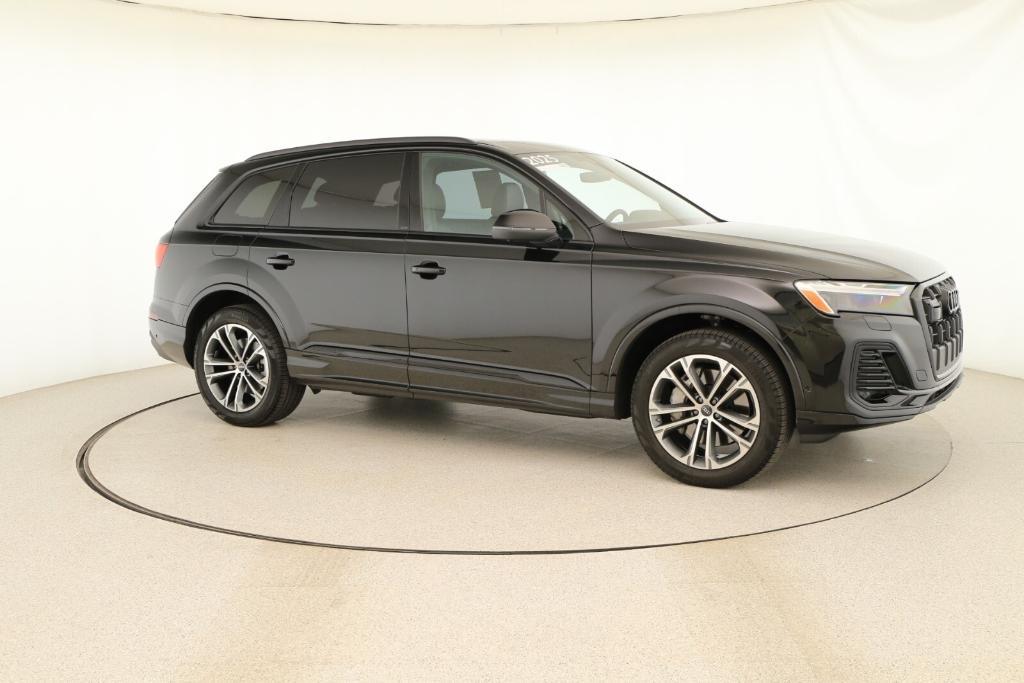 used 2025 Audi Q7 car, priced at $56,488