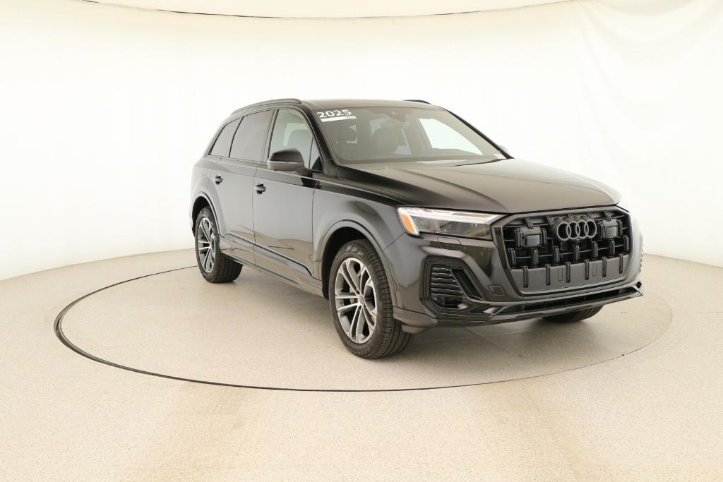 used 2025 Audi Q7 car, priced at $56,488