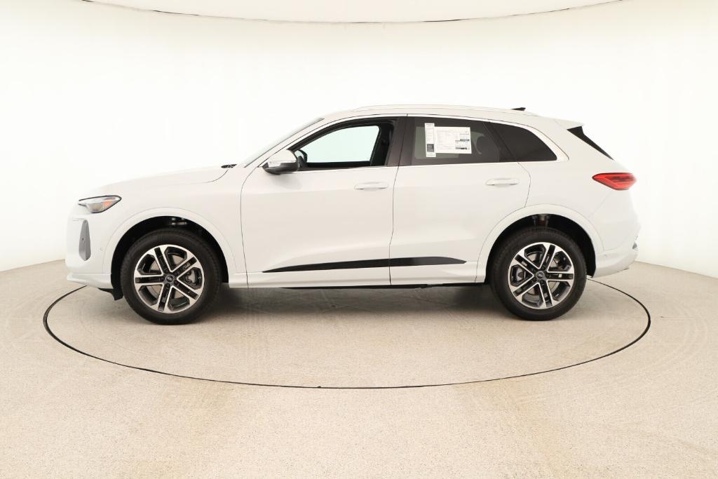 new 2025 Audi Q5 car, priced at $58,085