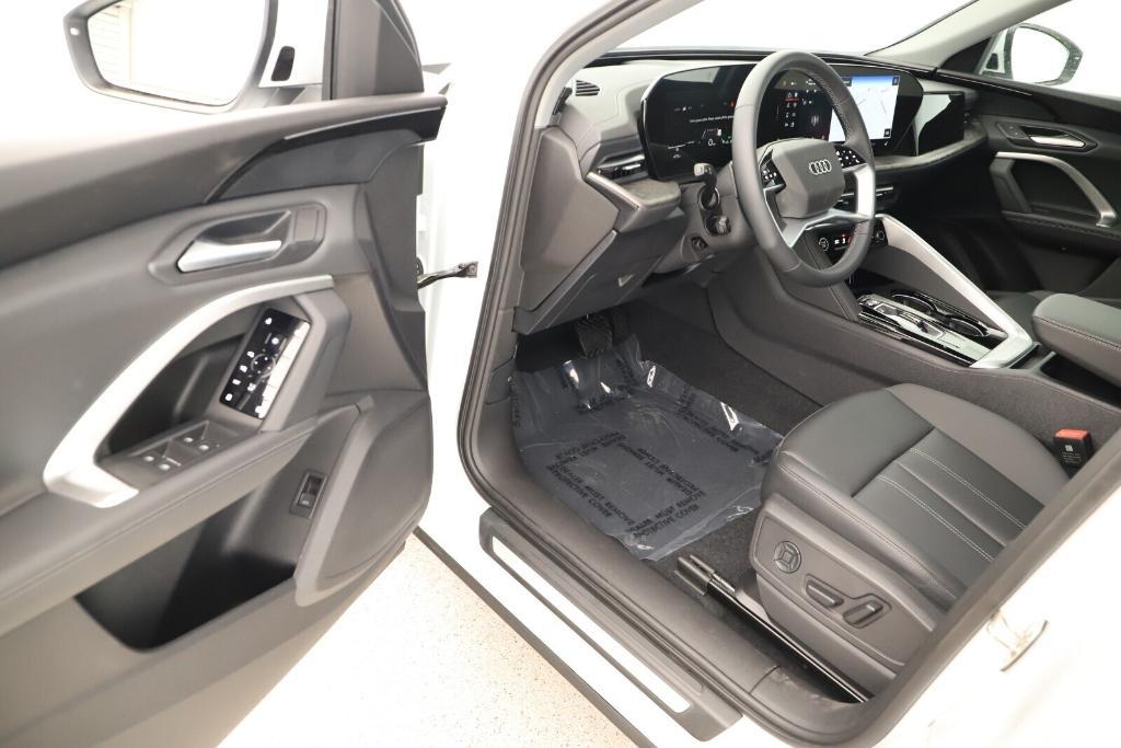 new 2025 Audi Q5 car, priced at $58,085