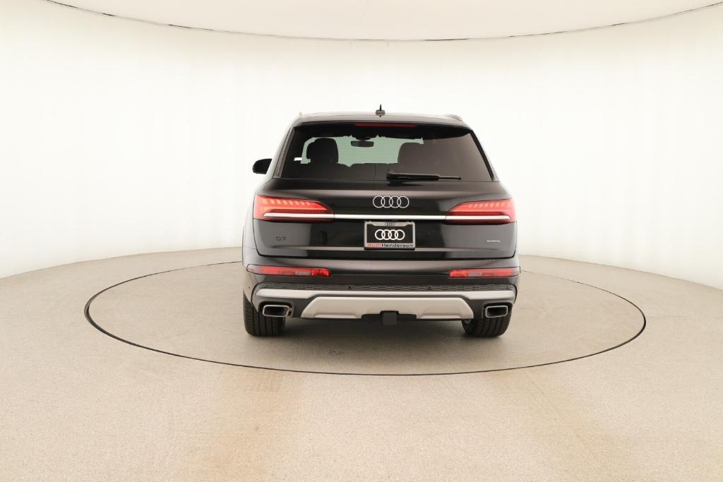 new 2025 Audi Q7 car, priced at $76,170