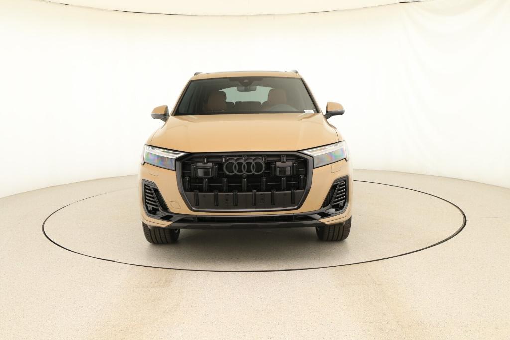 new 2025 Audi Q7 car, priced at $74,610