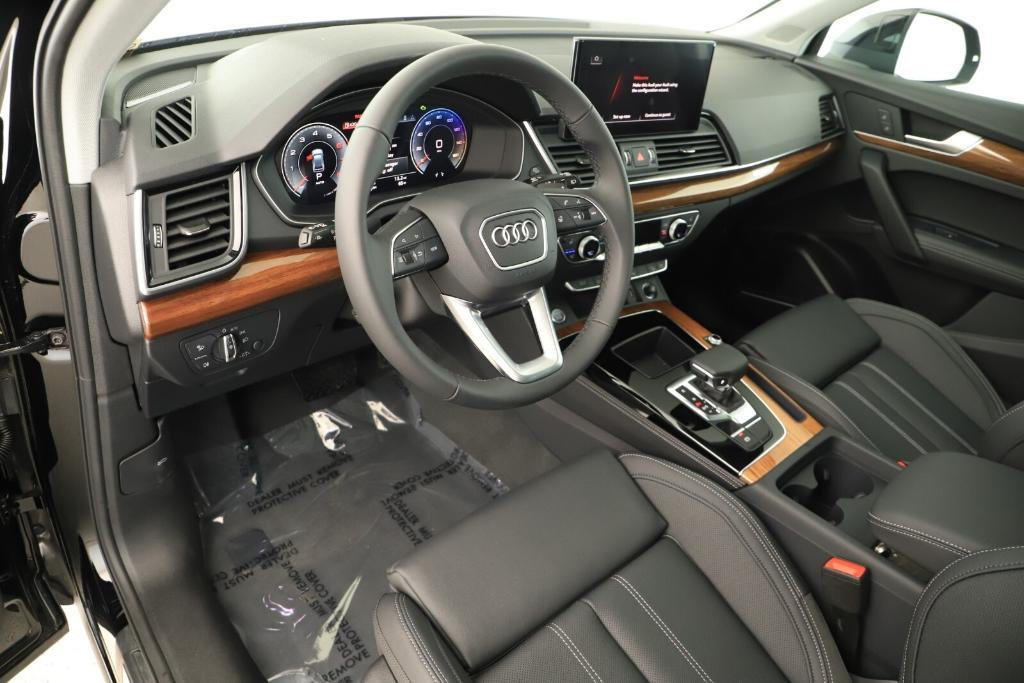 new 2025 Audi Q5 car, priced at $55,505