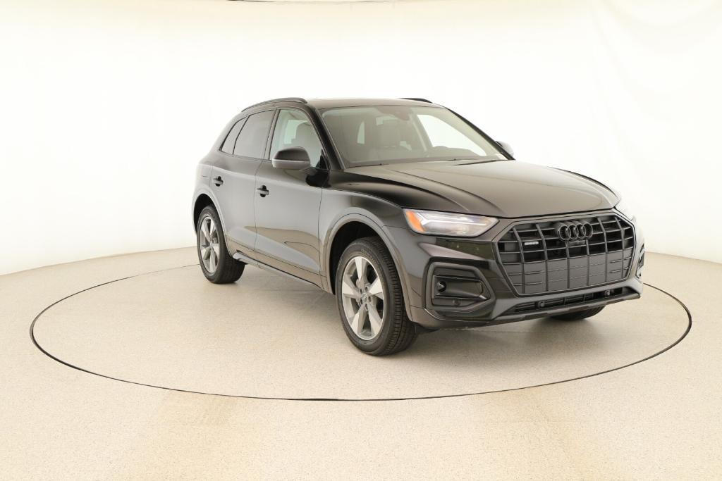 new 2025 Audi Q5 car, priced at $55,505