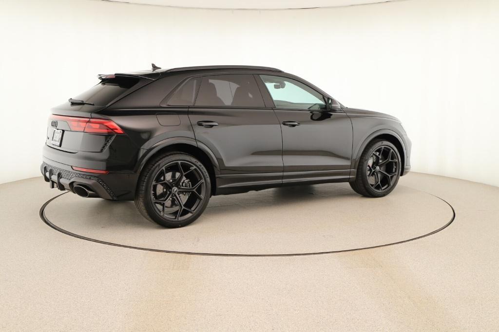 new 2026 Audi RS Q8 car, priced at $157,690