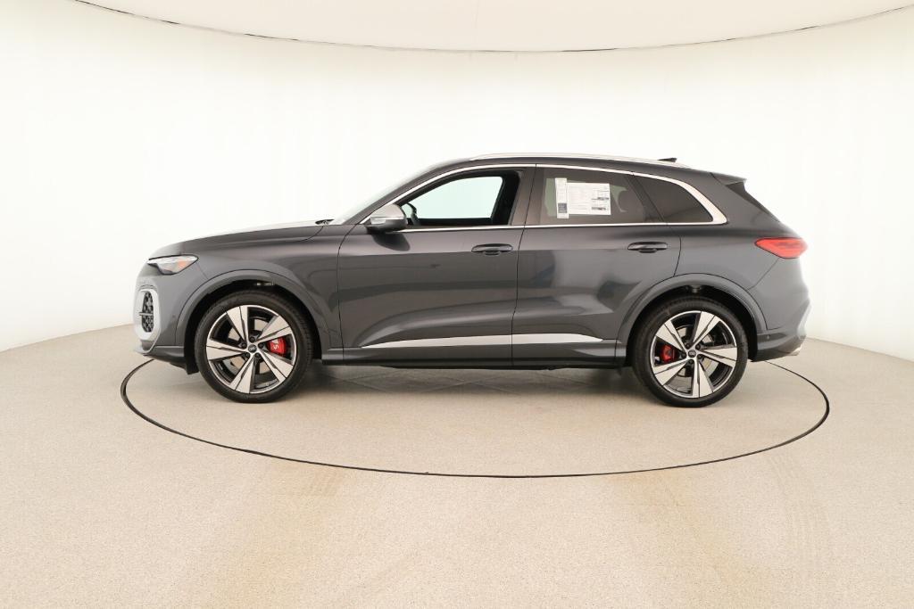 new 2025 Audi SQ5 car, priced at $73,615