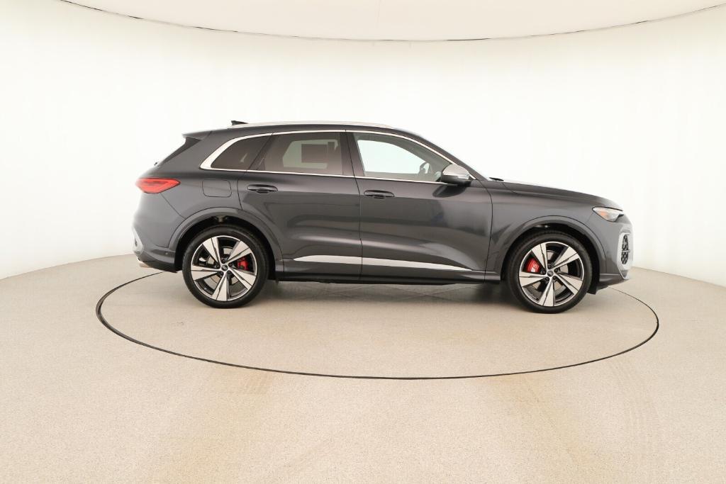 new 2025 Audi SQ5 car, priced at $73,615
