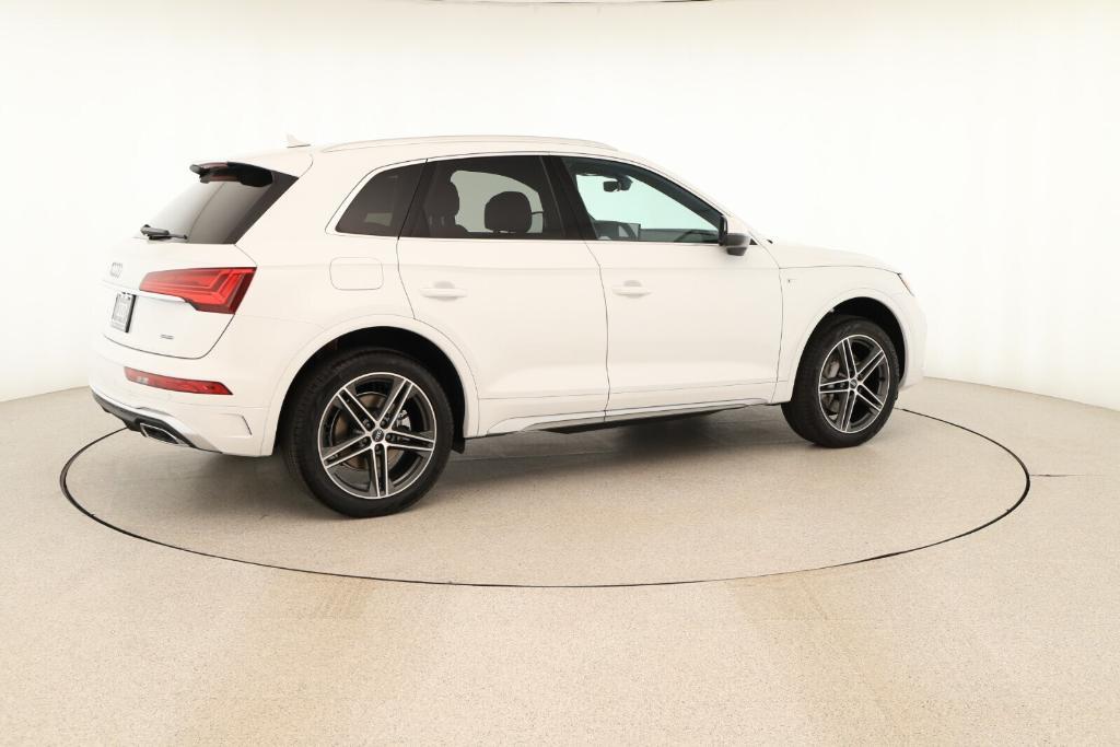 new 2025 Audi Q5 car, priced at $62,665