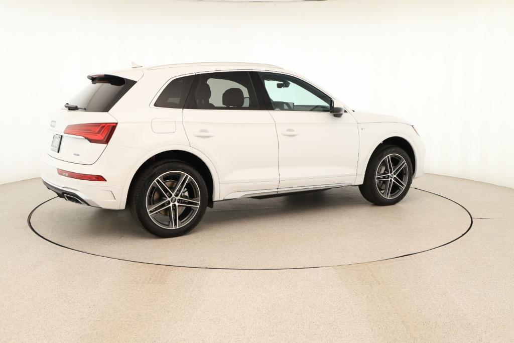 new 2025 Audi Q5 car, priced at $62,665