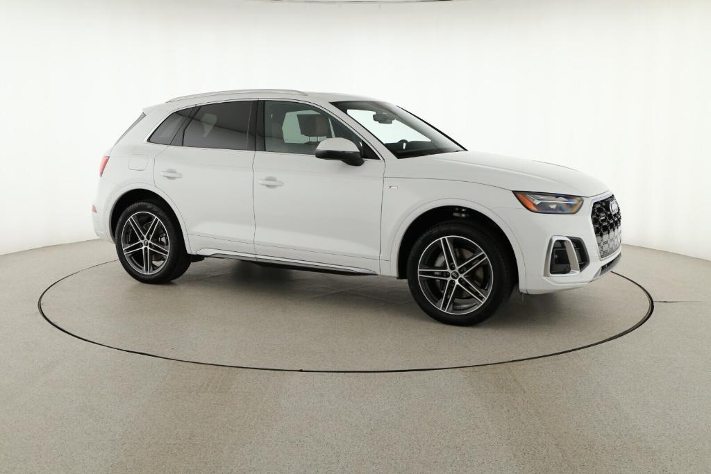 new 2025 Audi Q5 car, priced at $62,665