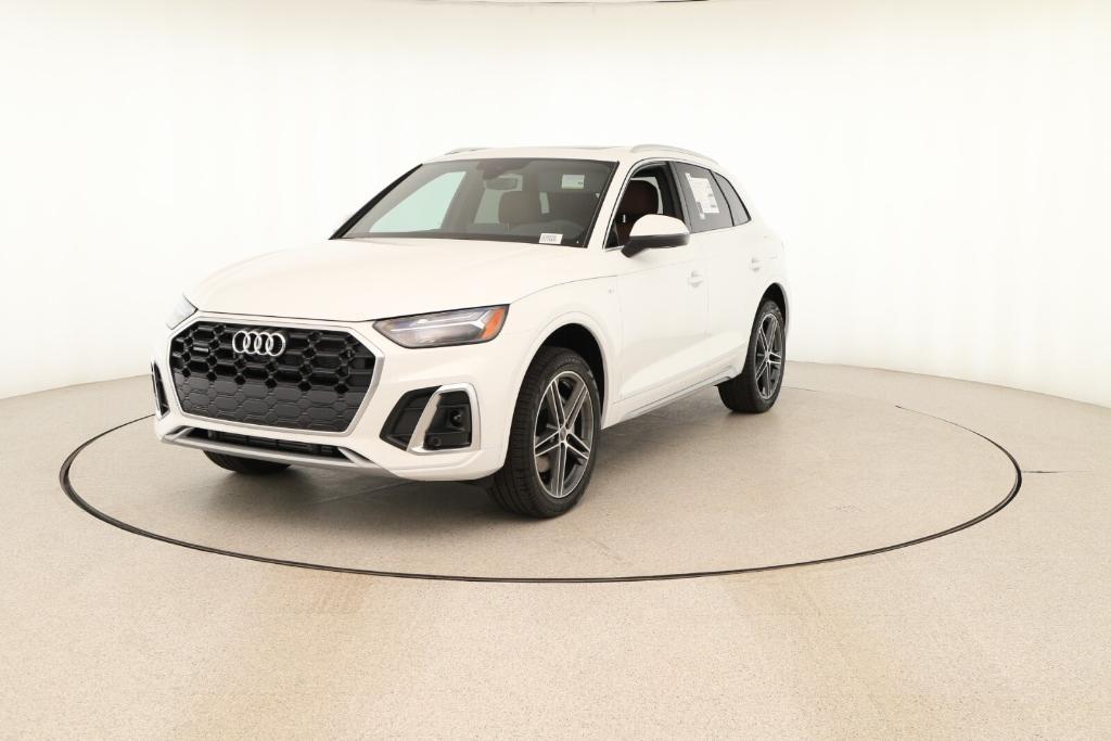new 2025 Audi Q5 car, priced at $62,665
