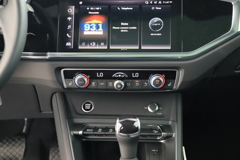 new 2025 Audi Q3 car, priced at $45,785