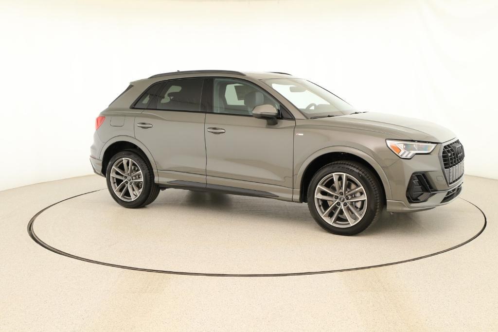 new 2025 Audi Q3 car, priced at $45,785