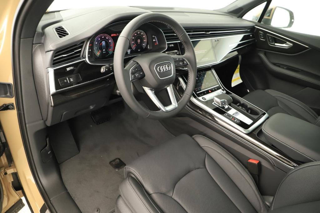 new 2025 Audi Q7 car, priced at $82,910