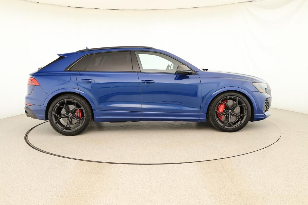 new 2025 Audi RS Q8 car, priced at $155,090