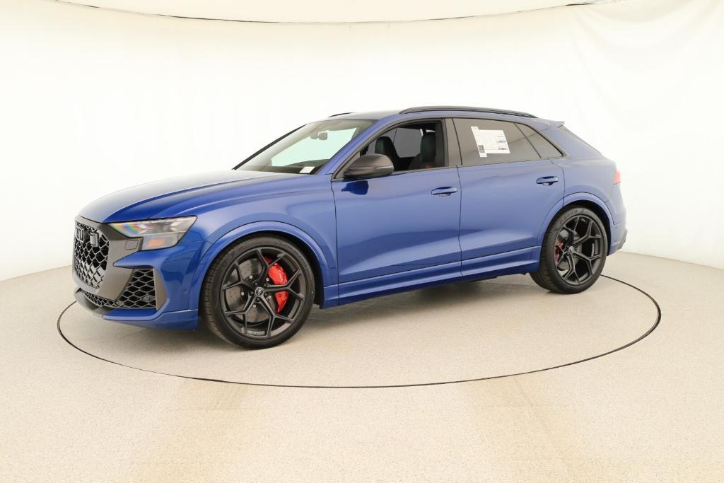 new 2025 Audi RS Q8 car, priced at $155,090