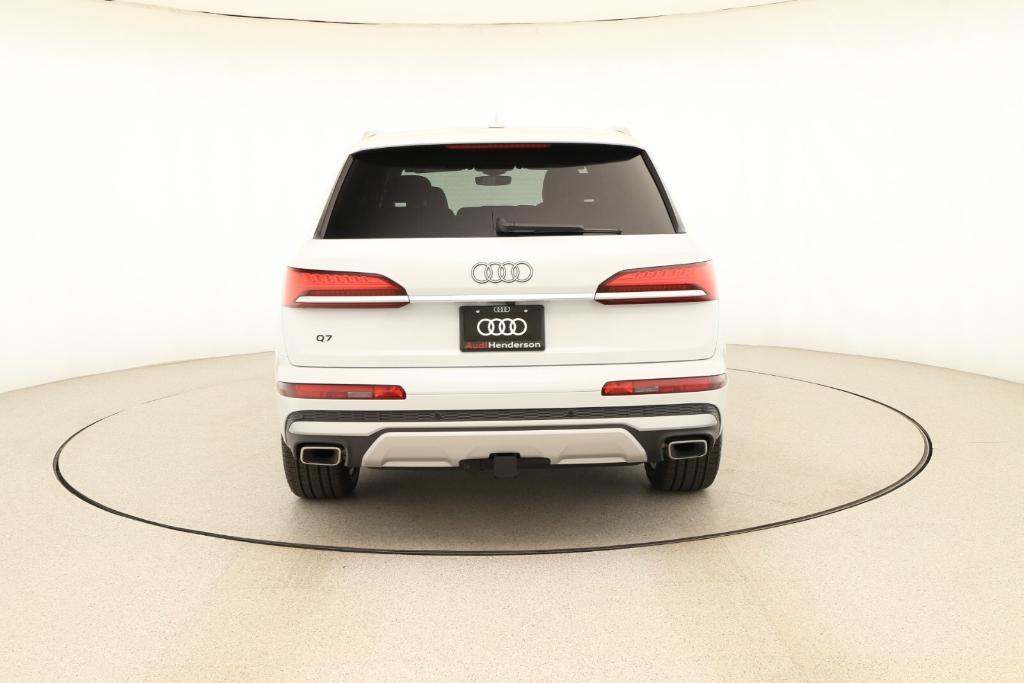 new 2025 Audi Q7 car, priced at $75,510