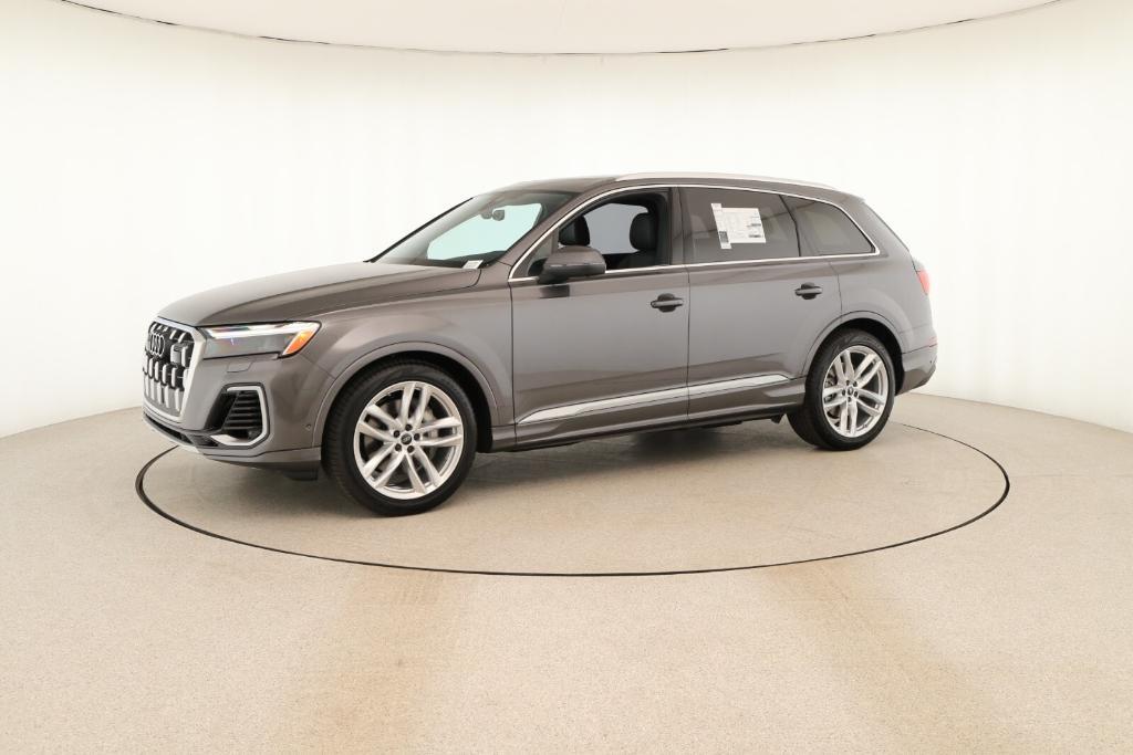new 2025 Audi Q7 car, priced at $76,300