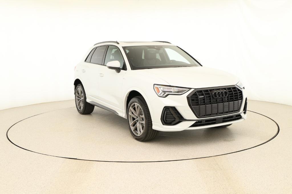 new 2025 Audi Q3 car, priced at $45,975