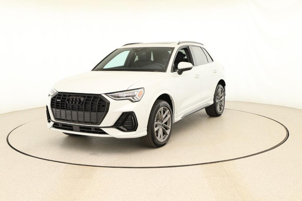 new 2025 Audi Q3 car, priced at $45,975