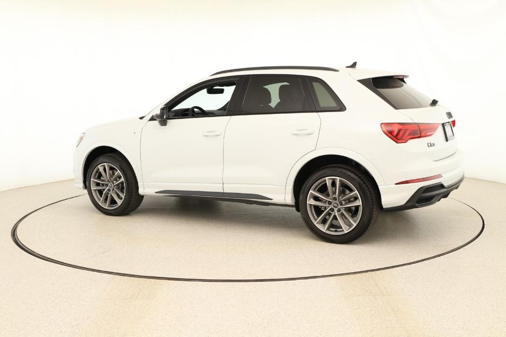 new 2025 Audi Q3 car, priced at $45,975