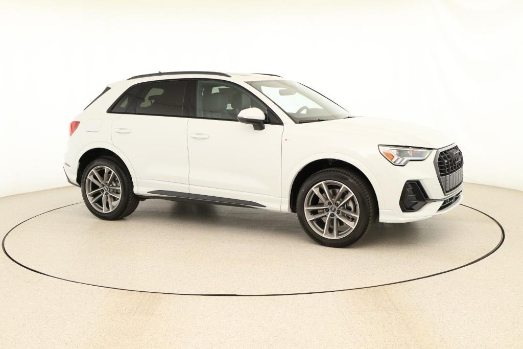 new 2025 Audi Q3 car, priced at $45,975