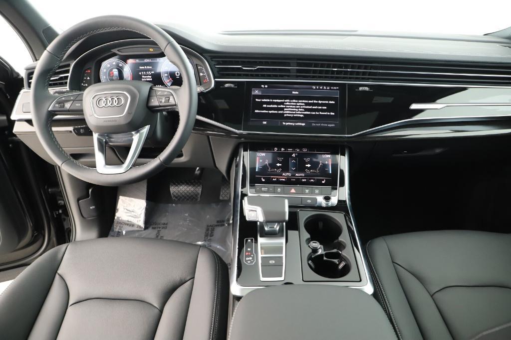 new 2025 Audi Q7 car, priced at $68,820