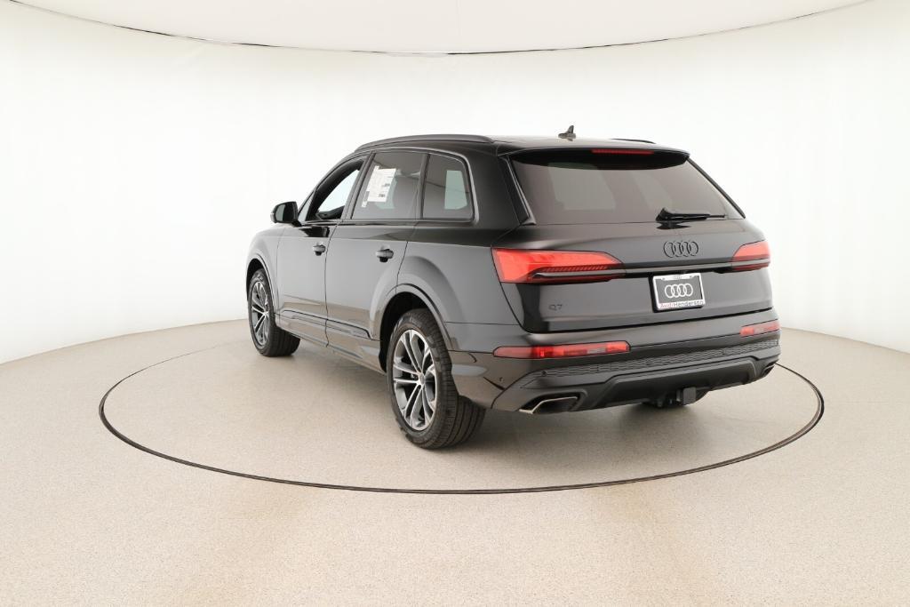 new 2025 Audi Q7 car, priced at $68,820