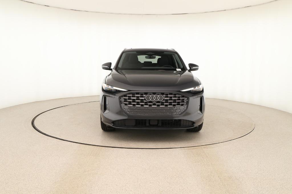 new 2025 Audi Q5 car, priced at $64,700
