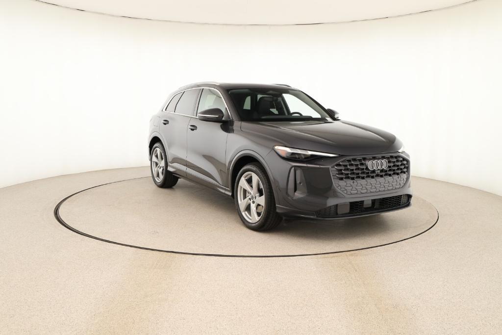 new 2025 Audi Q5 car, priced at $64,700