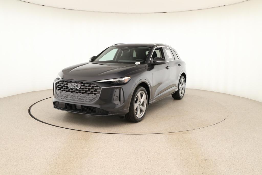 new 2025 Audi Q5 car, priced at $64,700
